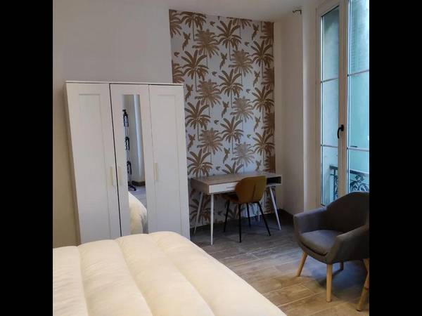 Colocation / Appartement 4 pièces de 74 m², Marseille, Rue adolphe thiers / Photo 12