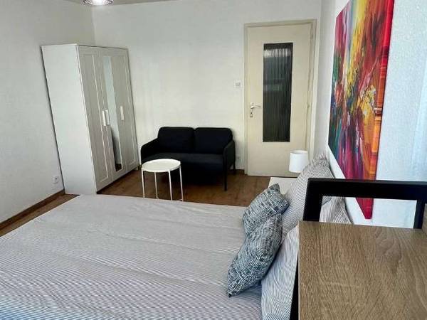 Coliving / Immeuble 3 pièces de 17 m², Strasbourg, Rue d'Oslo / Photo 2