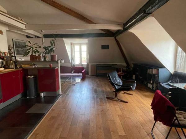 Sous-location / Appartement 2 pièces de 60 m², Paris, Rue de Béarn / Photo 2