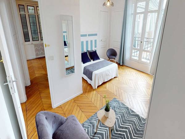 Colocation / Appartement 7 pièces de 190 m², Paris, Boulevard Malesherbes - Bat A / Photo 2