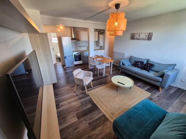 Colocation / Appartement 5 pièces de 76 m², Libourne, Rue Pierre Benoit / Photo 2