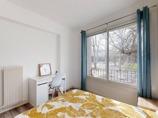 Colocation / Appartement 5 pièces de 89 m², Pau, Bis Avenue d'Ossau / Photo 2