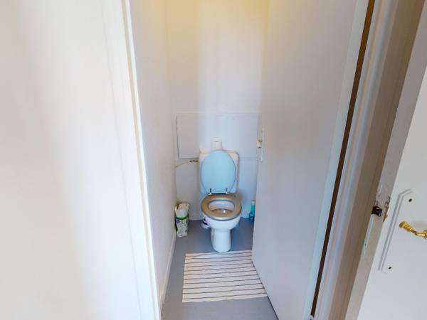 Colocation / Appartement 6 pièces de 85 m², Lyon, Boulevard des Etats Unis / Photo 8