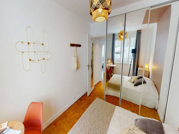 Colocation / Appartement 3 pièces de 60 m², Paris, Boulevard Gouvion-Saint-Cyr / Photo 2