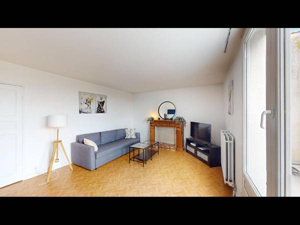 Colocation / Appartement 5 pièces de 85 m², Évry-Courcouronnes, Square Paul Lafargue / Photo 2