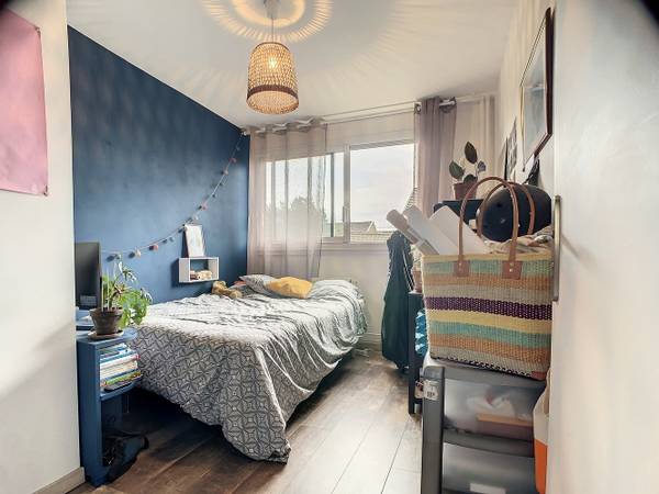 Colocation / Appartement 4 pièces de 101 m², Vénissieux, Rue des Pyrénées / Photo 4