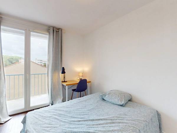 Colocation / Appartement 4 pièces de 70 m², Toulouse, Rue Henri Desbals / Photo 2