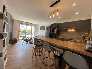 Room share, 5 rooms apartment, Lyon