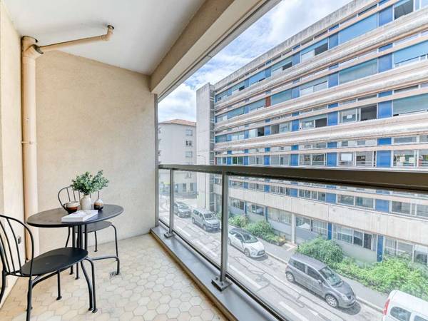 Colocation / Appartement 5 pièces de 110 m², Lyon, Rue André Philip / Photo 2