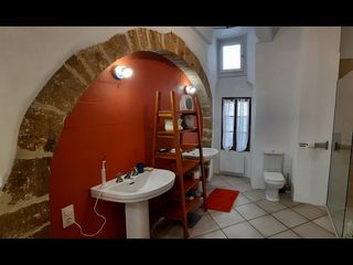 Homestay / 4-bedroom house · 100 m², Caromb, Grande Rue Basse