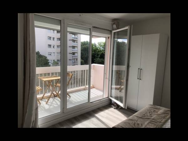 Colocation / Appartement 4 pièces de 80 m², Évry-Courcouronnes, Avenue du Parc Aux Biches / Photo 9