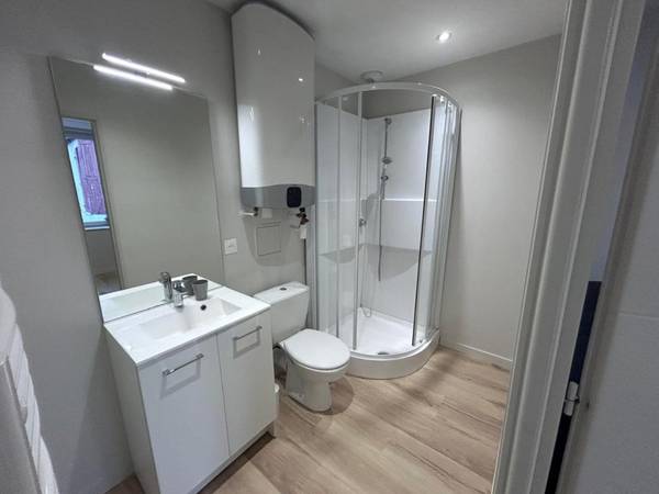 Location / Studio de 22 m², Roanne, 32 Rue Emile Noirot / Photo 4