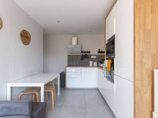Colocation / Appartement 5 pièces de 66 m², Bron, Avenue Pierre Brossolette / Photo 2