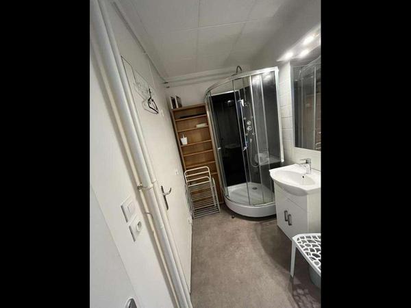Colocation / Appartement 4 pièces de 85 m², Grenoble, Avenue la Bruyère / Photo 2