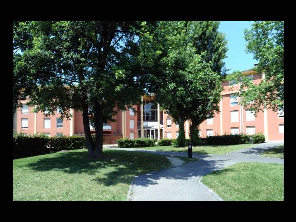 Location / Résidence 2 pièces de 35 m², Aix-en-Provence, 2, Rue Jean Andreani / Photo 2