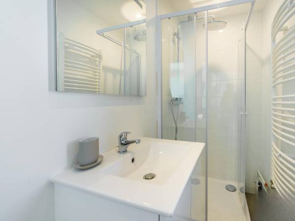 Colocation / Maison 5 pièces de 83 m², Vénissieux, Rue du Professeur Roux / Photo 10