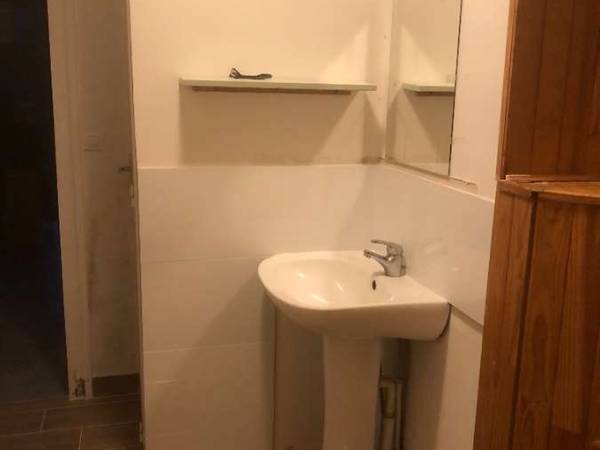 Colocation / Appartement 1 pièce de 14 m², Nanterre, Avenue de la République / Photo 9