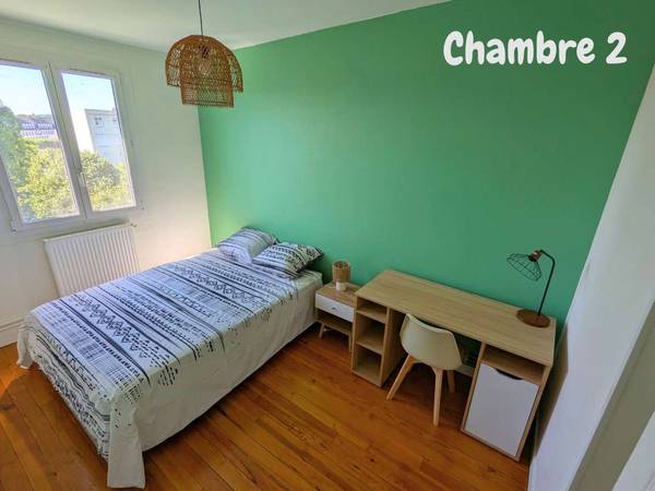 Colocation / Appartement 4 pièces de 64 m², Compiègne, Square des Acacias / Photo 2