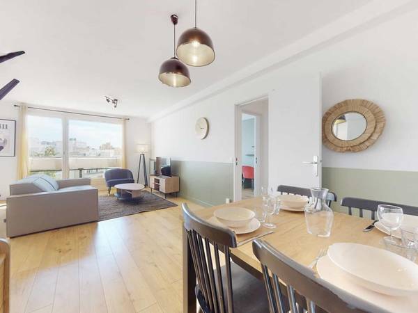 Colocation / Appartement 5 pièces de 94 m², Asnières-sur-Seine, 159 Rue Emile Zola / Photo 2