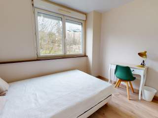 Colocation / Appartement 6 pièces de 86 m², Lyon, D Rue de Saint Cyr