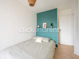Room share / 4 rooms apartment · 57 m², Paris