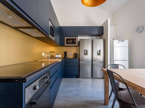 Colocation / Appartement 9 pièces de 178 m², Collonges-au-Mont-d'Or, Rue Pierre Termier / Photo 2