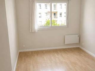 Room share, 3 rooms apartment, Villeurbanne