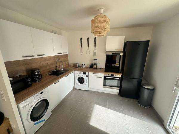 Colocation / Appartement 5 pièces de 90 m², Asnières-sur-Seine, Rue Henri Bergson / Photo 2
