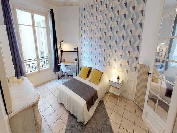 Colocation / Appartement 4 pièces de 90 m², Paris, Rue de Picpus / Photo 2