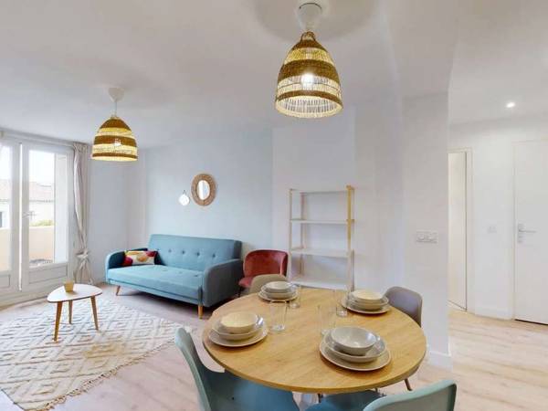 Colocation / Appartement 4 pièces de 67 m², Marseille, Rue du Sud Et du Père Louis Thérobe / Photo 2