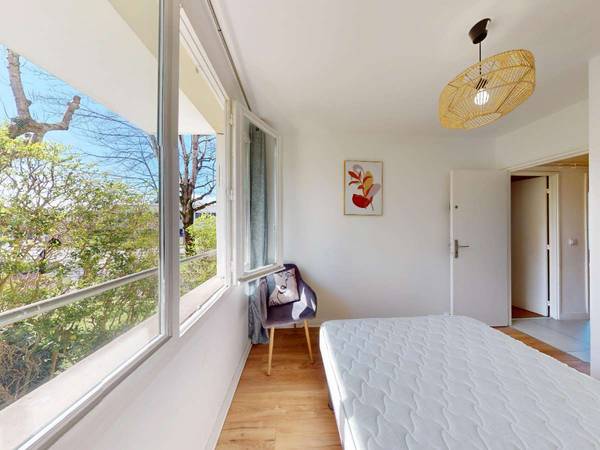 Colocation / Appartement 4 pièces de 64 m², Pau, Avenue du Loup / Photo 2