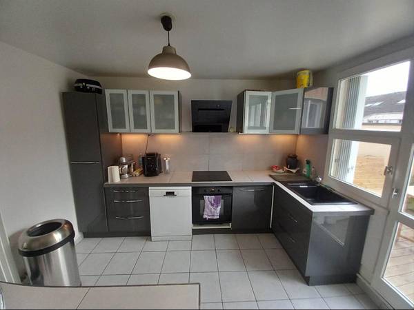 Colocation / Duplex 5 pièces de 100 m², Évry-Courcouronnes, Villa Simon Dereure / Photo 2