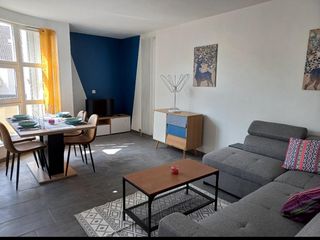 Colocation / Duplex 5 pièces de 100 m², Évry-Courcouronnes, Villa Simon Dereure