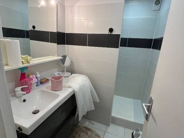 Location / Appartement 4 pièces de 80 m², Valenciennes, Rue de la Citadelle / Photo 5