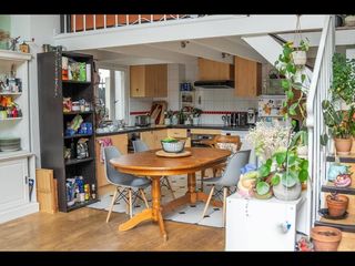 Flatsharing / 7-bedroom house · 150 m², Maisons-Alfort, Rue Roger François