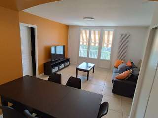 Piso compartido / 6 rooms apartment · 97 m², Saint-Martin-d'Hères, Place Alfred de Vigny