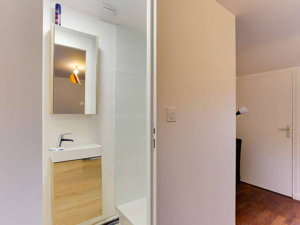 Coliving / Maison 10 pièces de 210 m², Rennes, Rue Pierre Legrand / Photo 2