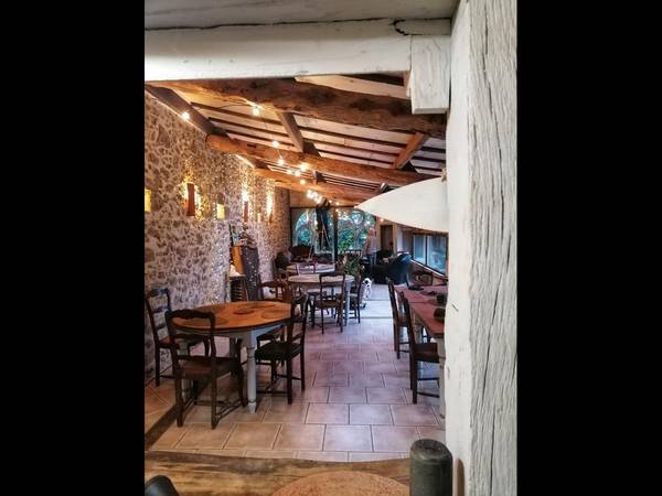 Coliving / Château 10 pièces de 850 m², Tachoires, La Baraque / Photo 2