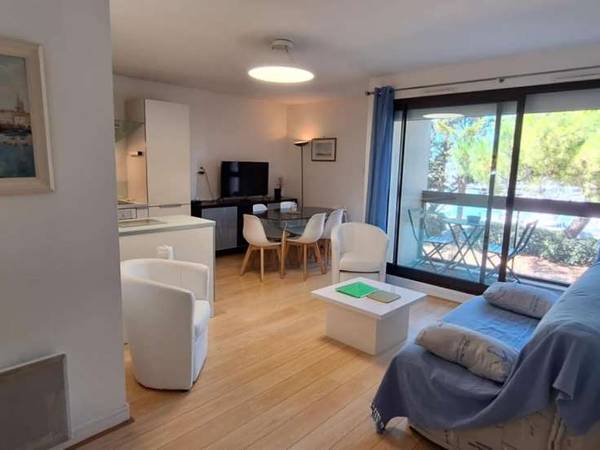 Colocation / Appartement 3 pièces de 57 m², La Rochelle, Allée de la Misaine / Photo 2