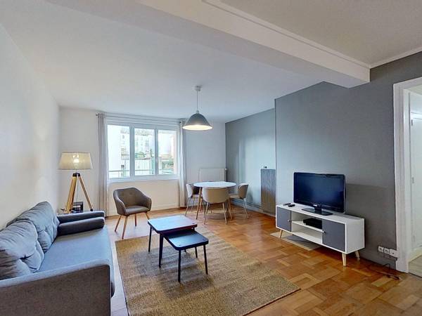 Colocation / Appartement 4 pièces de 86 m², Caen, Rue Bosnières / Photo 2