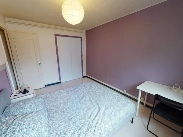 Colocation / Appartement 4 pièces de 64 m², Grenoble, Rue Guynemer / Photo 2