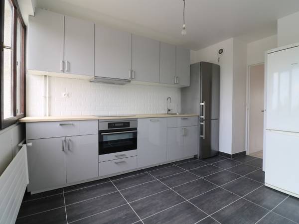 Colocation / Appartement 5 pièces de 105 m², Créteil, Allée Marcel Pagnol / Photo 2