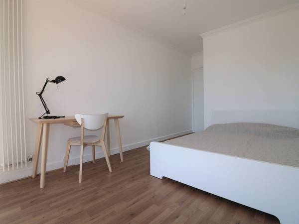 Colocation / Appartement 5 pièces de 105 m², Créteil, Allée Marcel Pagnol / Photo 6