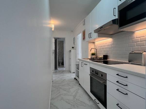 Colocation / Appartement 3 pièces de 45 m², Clichy, Boulevard Victor Hugo / Photo 2