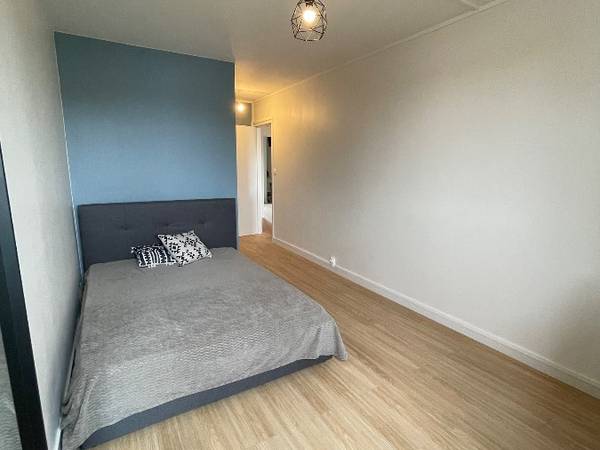 Colocation / Appartement 6 pièces de 110 m², Le Mans, boulevard Winston Churchill / Photo 6