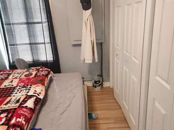 Colocation / Appartement 5 pièces de 125 m², Joliette, Rue Baby / Photo 17