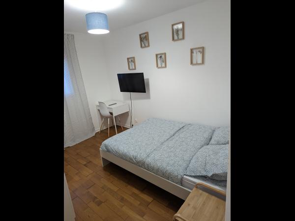 Colocation / Appartement 4 pièces de 81 m², Champigny-sur-Marne, Avenue de Coeuilly / Photo 2