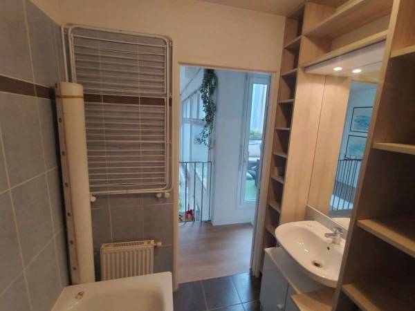 Flatsharing / 6-bedroom duplex · 125 m², Nanterre, Boulevard de Pesaro / Photo 61