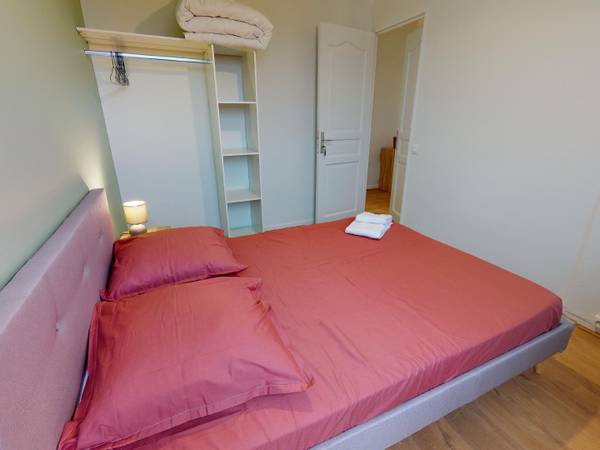 Colocation / Appartement 5 pièces de 81 m², Villeurbanne, Rue du 4 Août 1789 / Photo 2