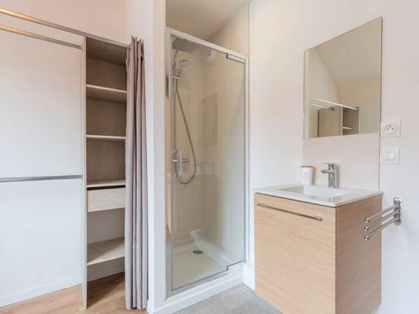 Colocation / Maison 6 pièces de 110 m², Roubaix, Rue de l'Amiral Courbet / Photo 17